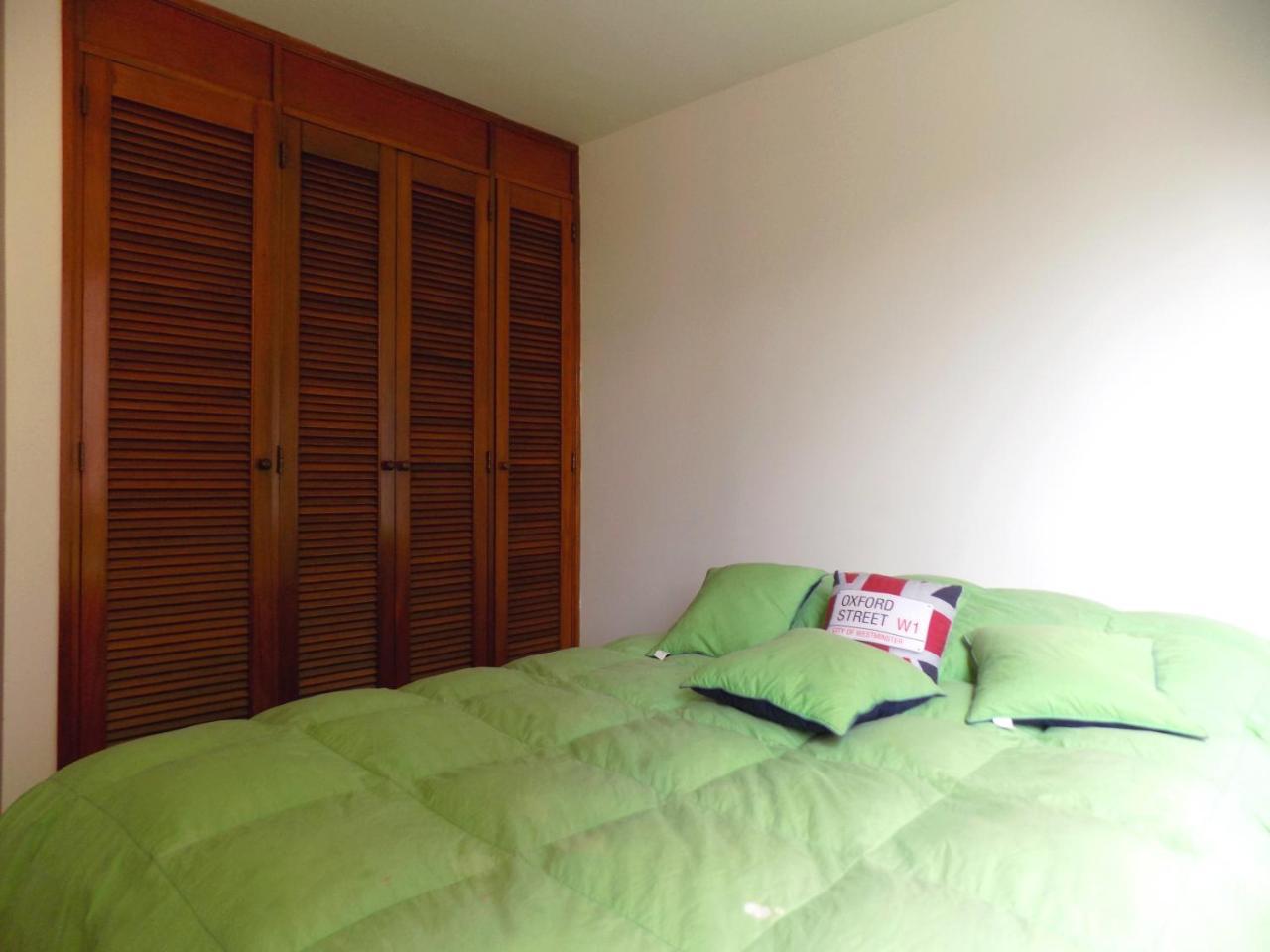 Room And Private Bathroom At Chapinero Alto Bogotá Exterior foto